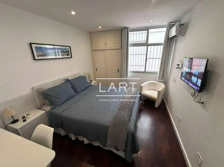 Furnished apartment, 170 m², with a glass-enclosed balcony — photo 7