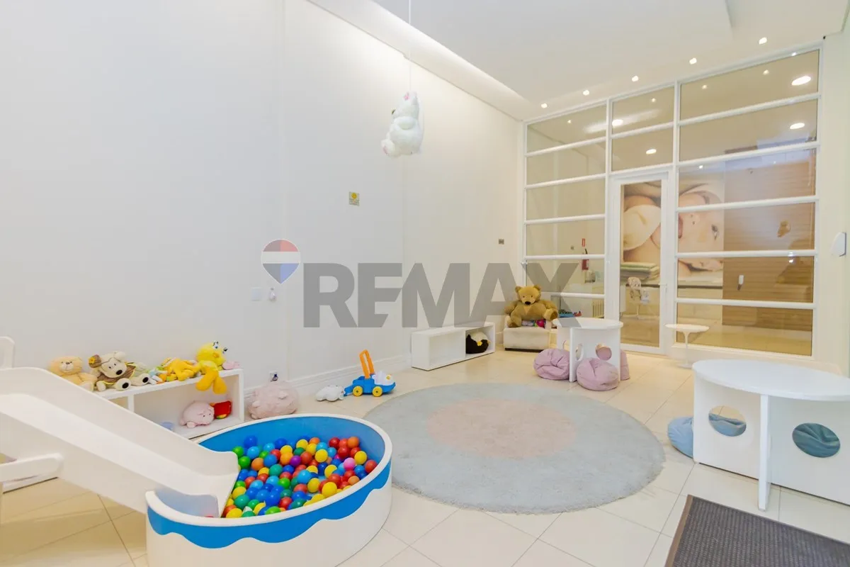 Furnished apartment with 2 bedrooms and 2 parking spaces, 195 m² — photo 70