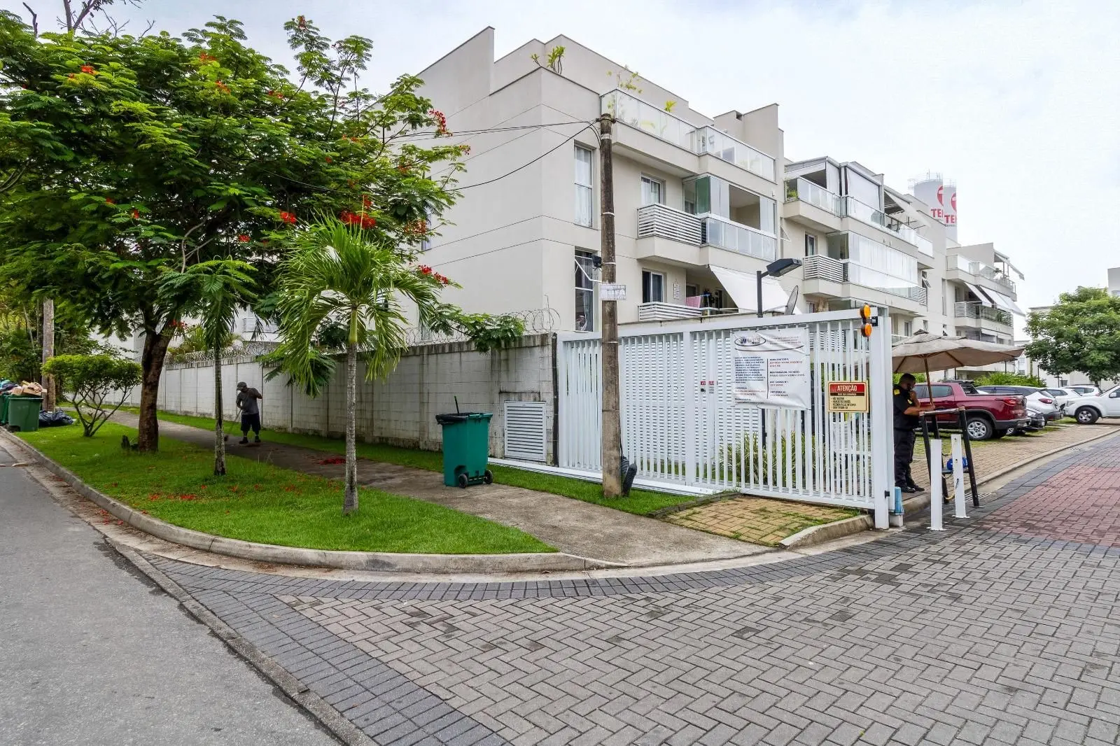 Apartamento mobiliado com 3 quartos e cozinha a gás — photo 67