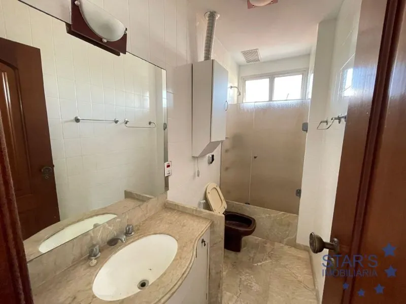 Квартира з 4 спальнями, 3 ванними кімнатами та вікнами від підлоги — photo 27