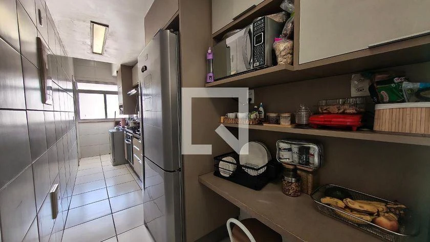 Панорамные окна и 4 спальни: квартира 200 м² — photo 49