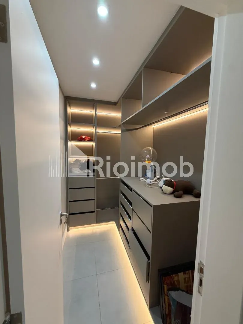 5-bedroom house with a bathtub in Rio de Janeiro — photo 11