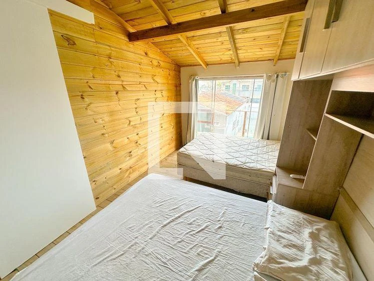 4-bedroom house with a washing machine — photo 8