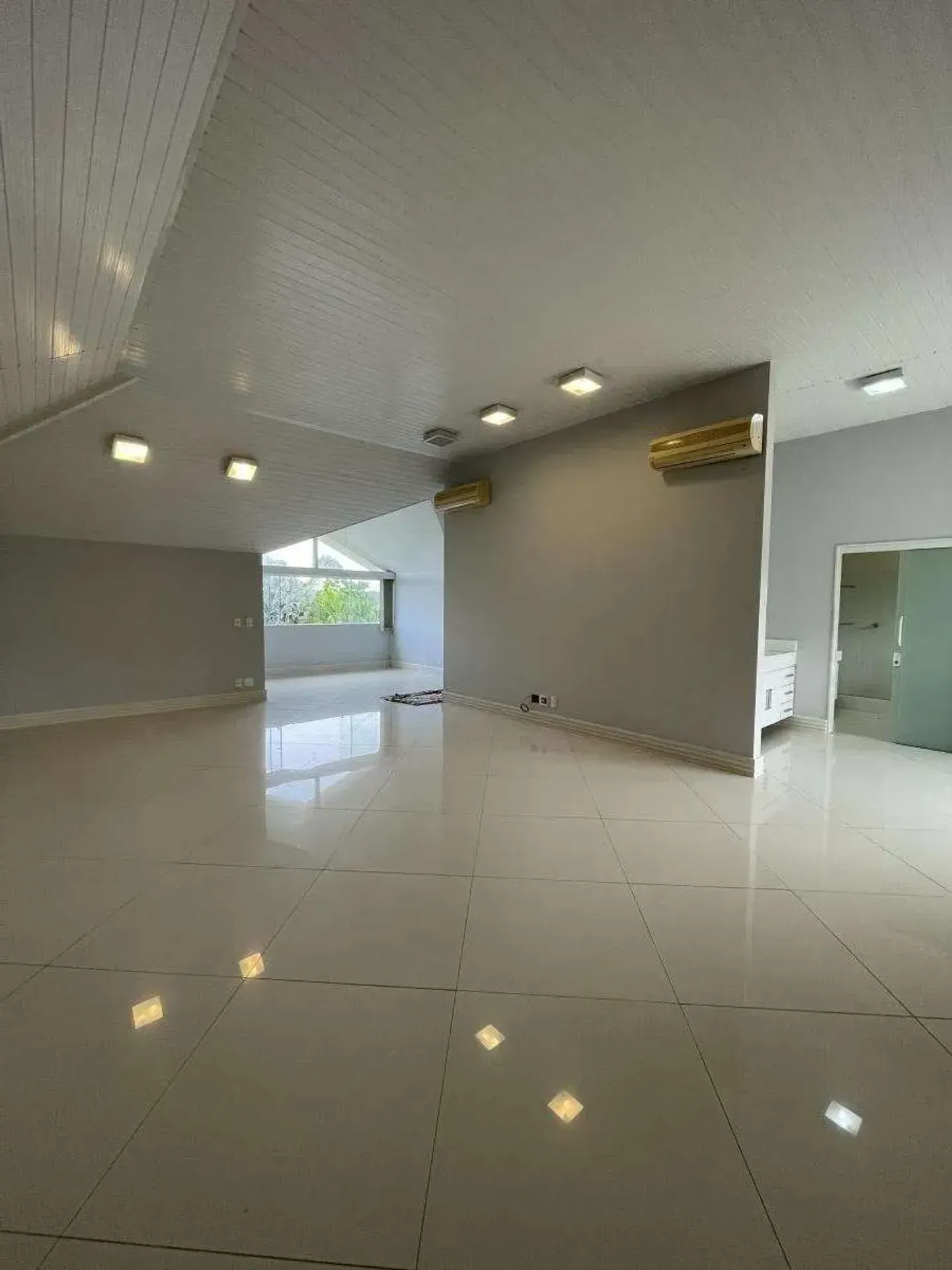 Casa de condomínio com 4 quartos e 5 banheiros — photo 39