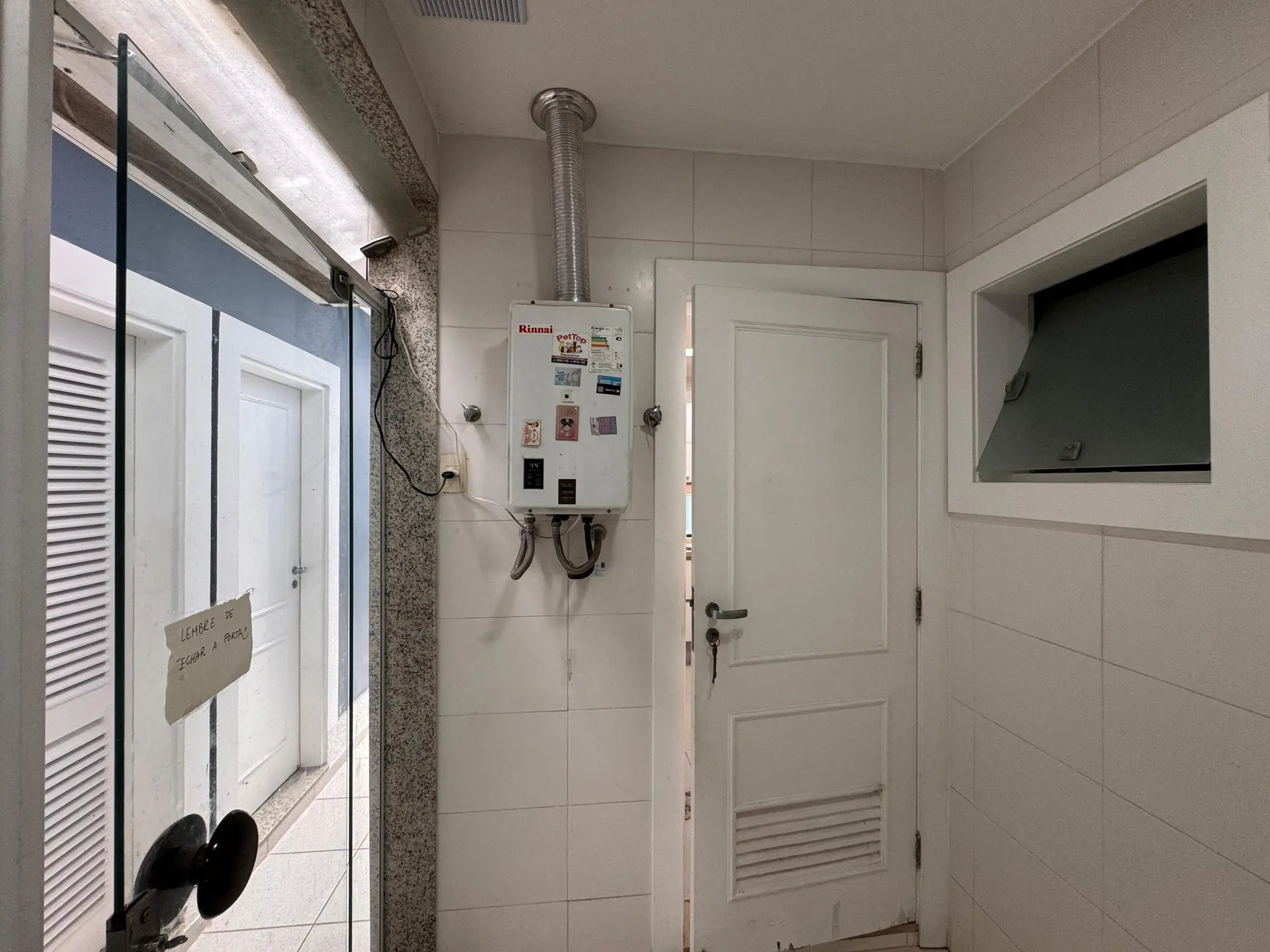 Furnished house, 550 m², with a bathtub — photo 59