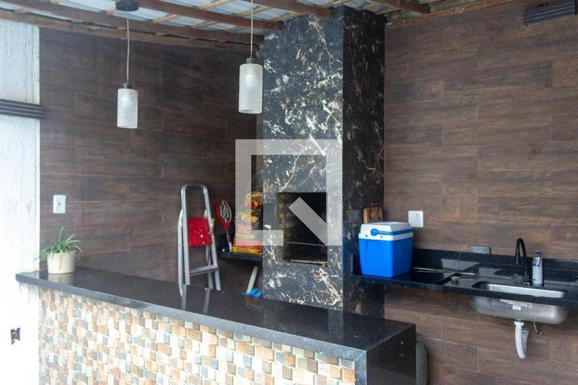 2-bedroom house with a washing machine — photo 13