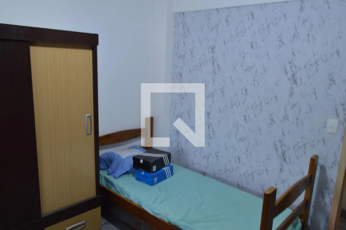 Furnished apartment with 3 bedrooms and a balcony — photo 39