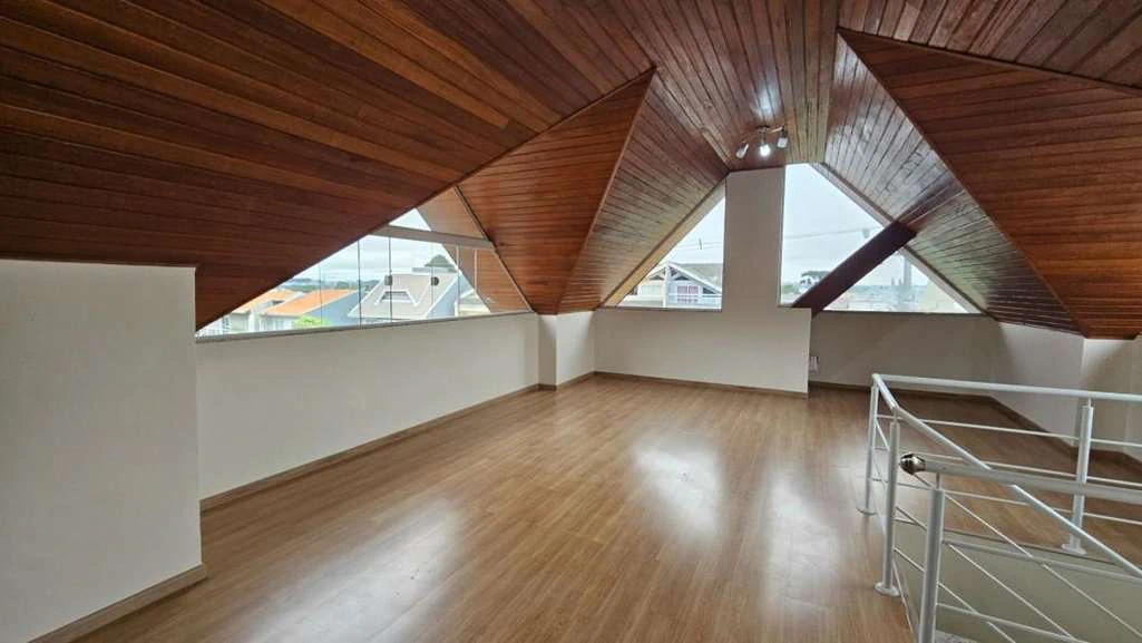 Unfurnished house with 3 bedrooms and 164 m² — photo 5