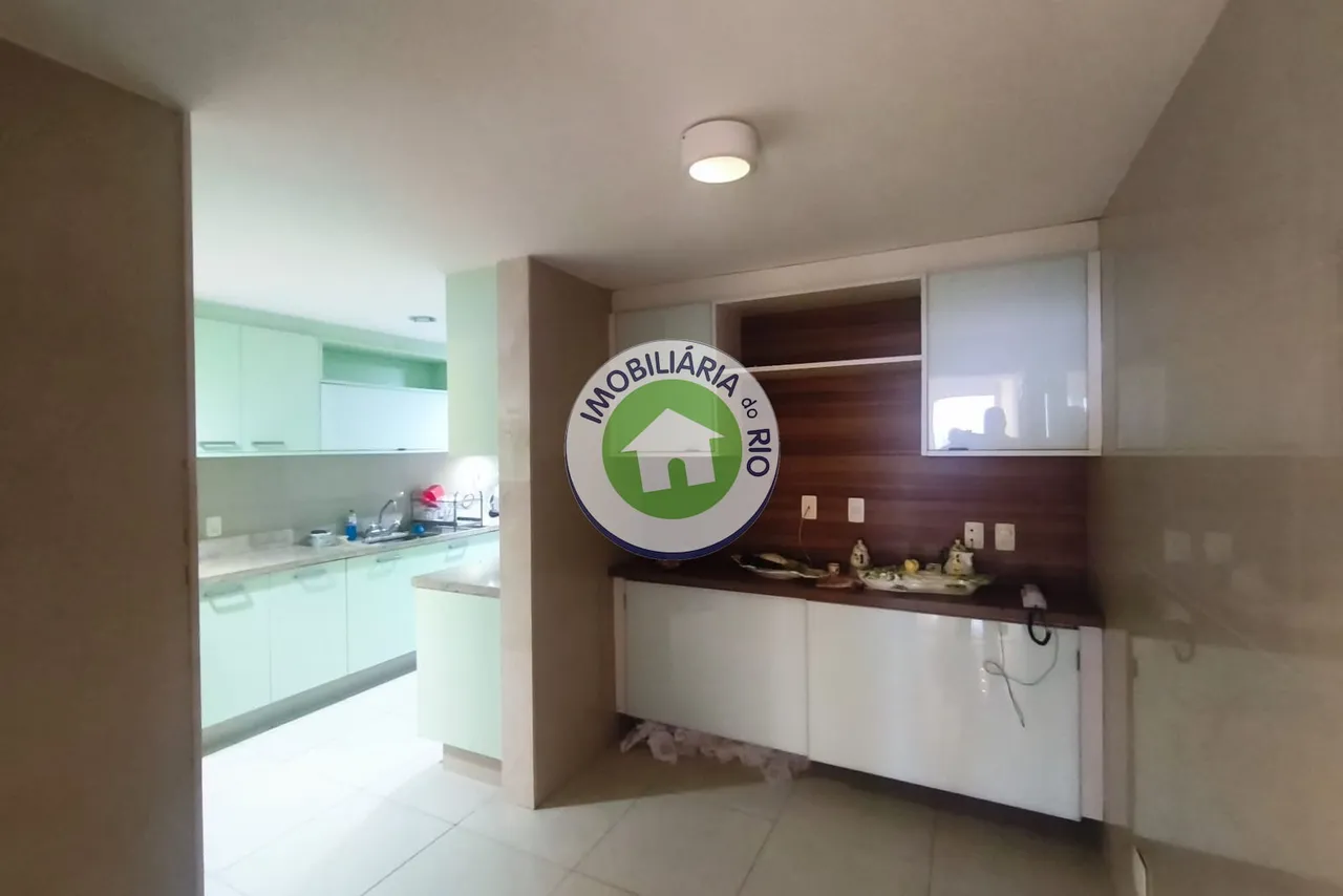 4-bedroom apartment with 4 bathrooms and 2 parking spots — photo 6