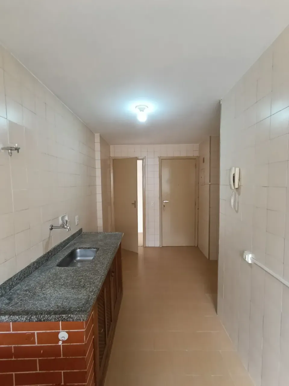 Apartamento sem mobília com 2 quartos e 2 banheiros — photo 16