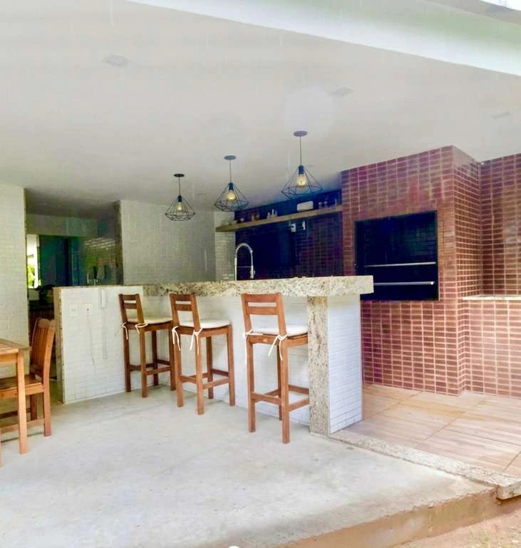 Furnished 40 m² studio with open-plan gas kitchen — photo 29