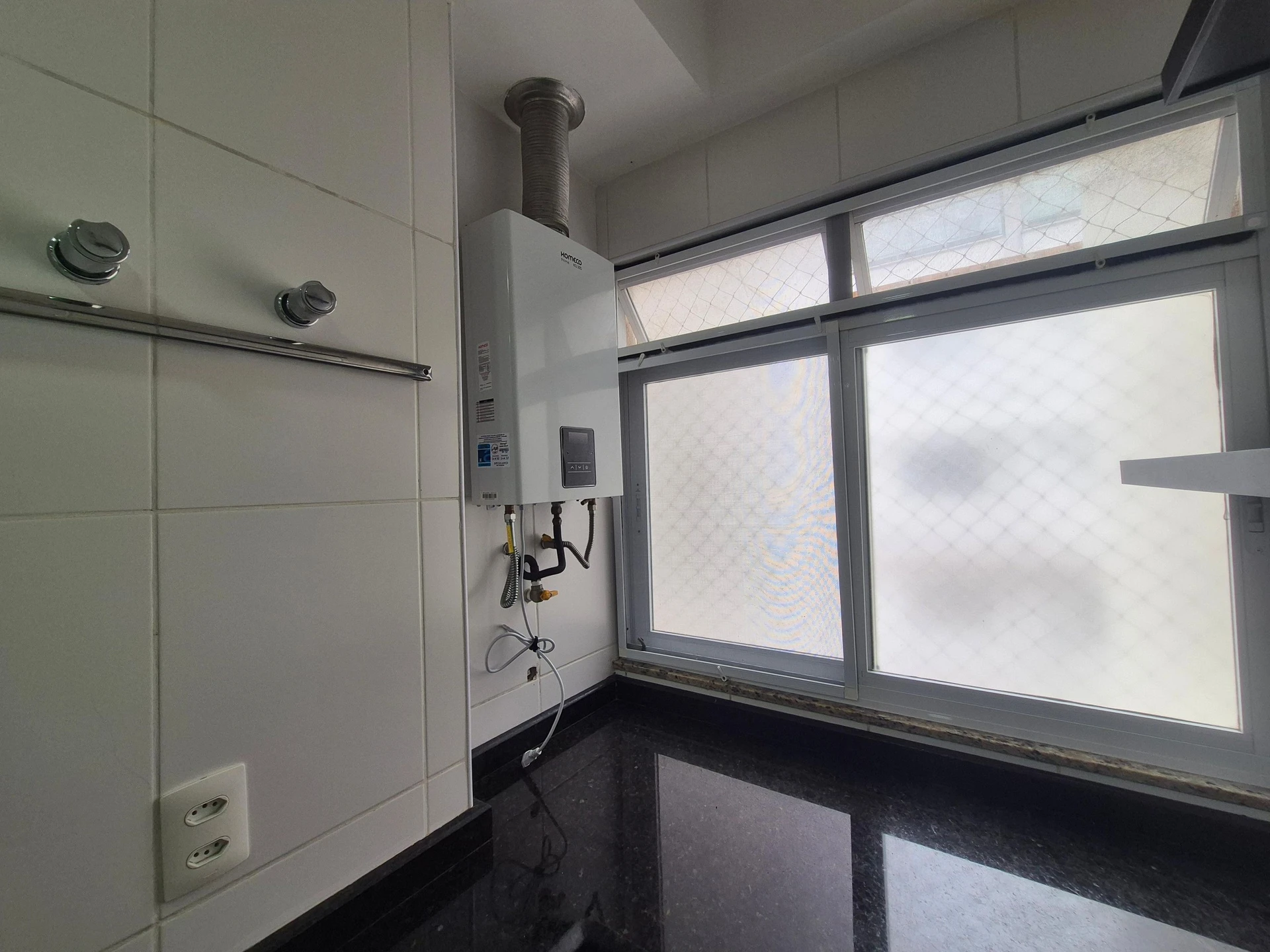Apartamento de 2 quartos com closet — photo 22