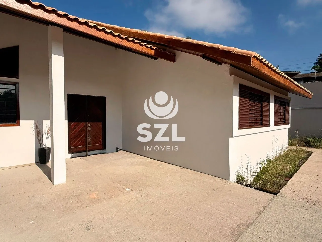 House with 5 bedrooms and 5 parking spaces — photo 27