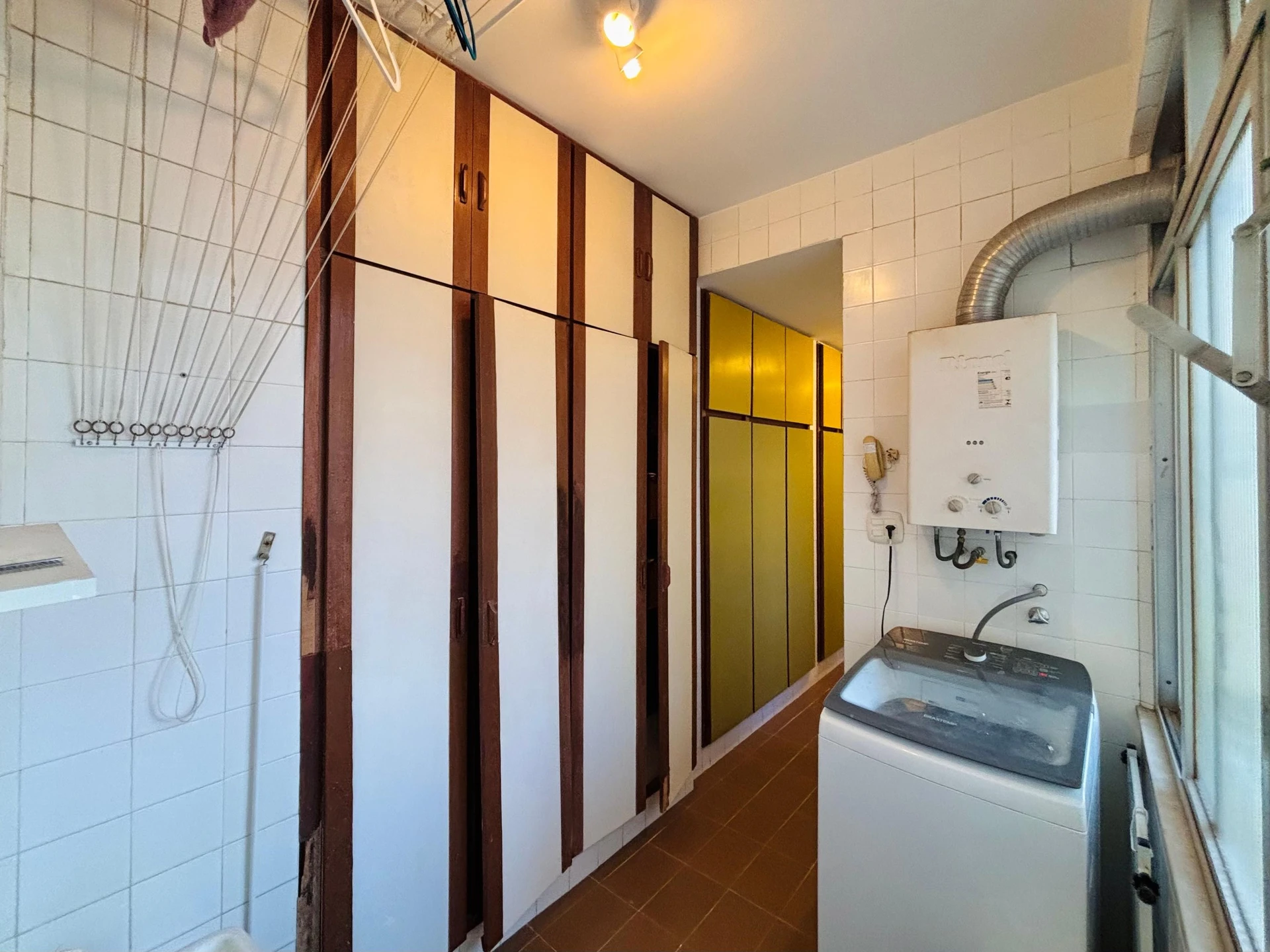 Apartamento mobiliado com 3 quartos e 2 banheiros — photo 21