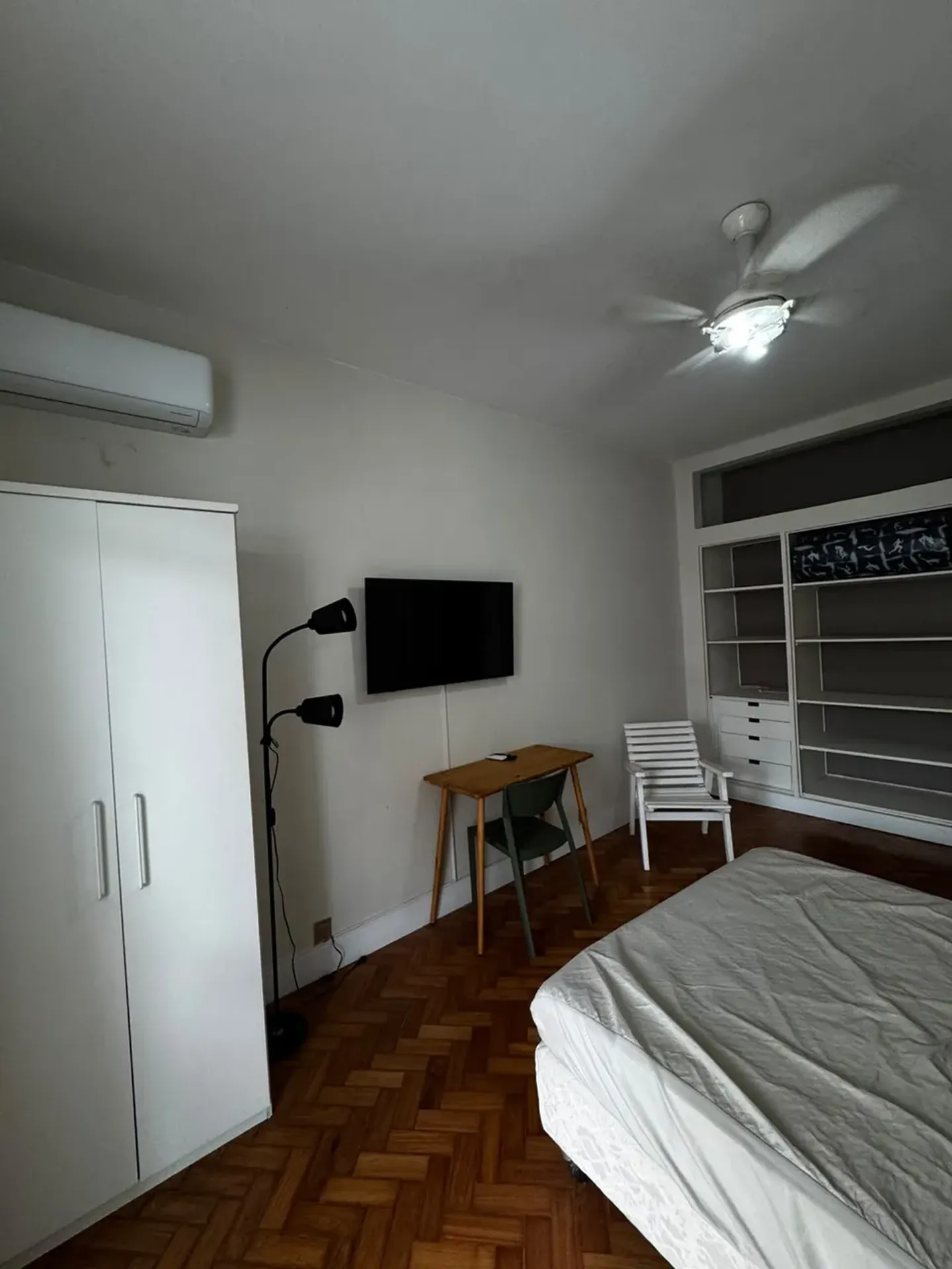 3-bedroom apartment with a washing machine — photo 5