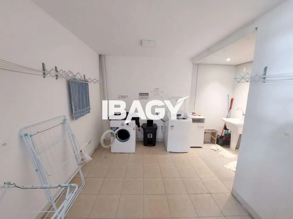 1-bedroom apartment with 14 m² and a washing machine — photo 4