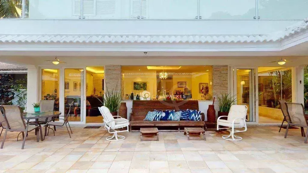 House with 5 bedrooms and 5 bathrooms, 500 m² — photo 30