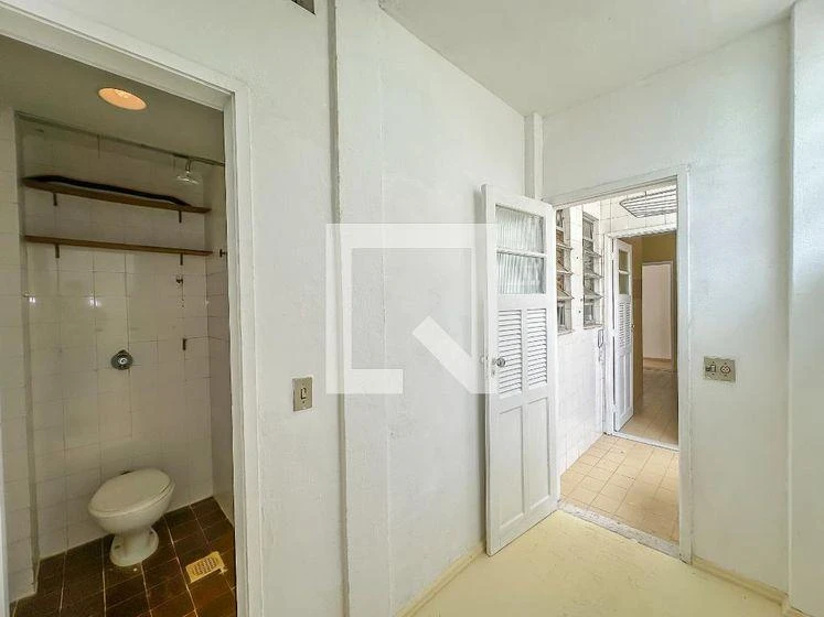 2-bedroom apartment with a mountain view — photo 41