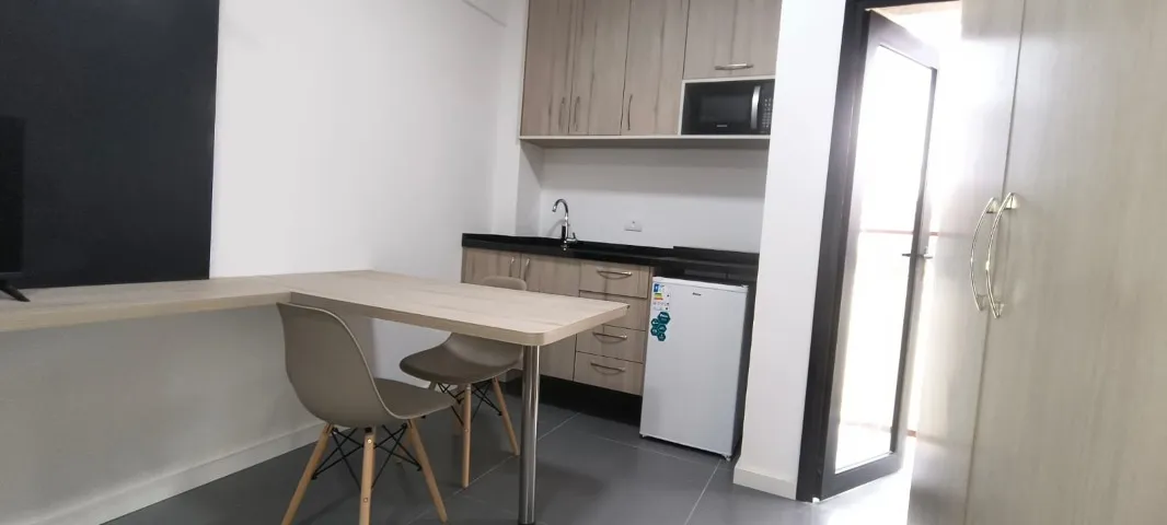 Furnished studio with 1 bedroom and 1 bathroom — photo 9
