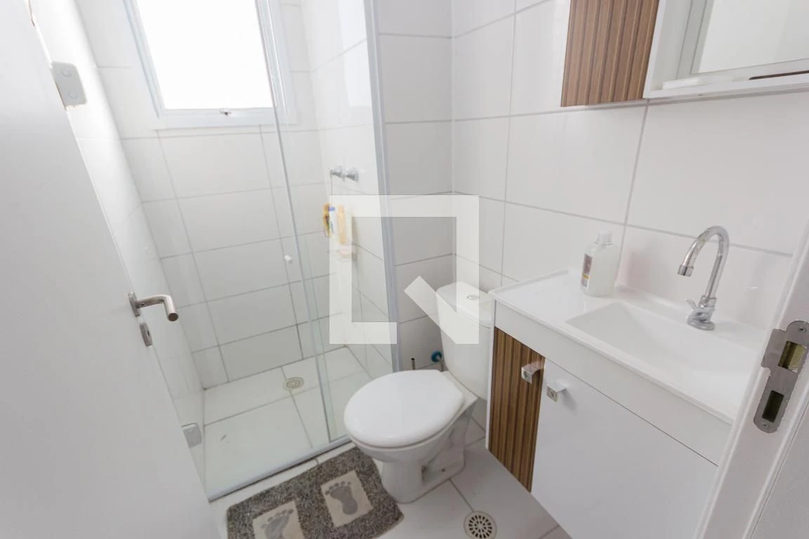 2-bedroom apartment with open-plan kitchen and living room — photo 11