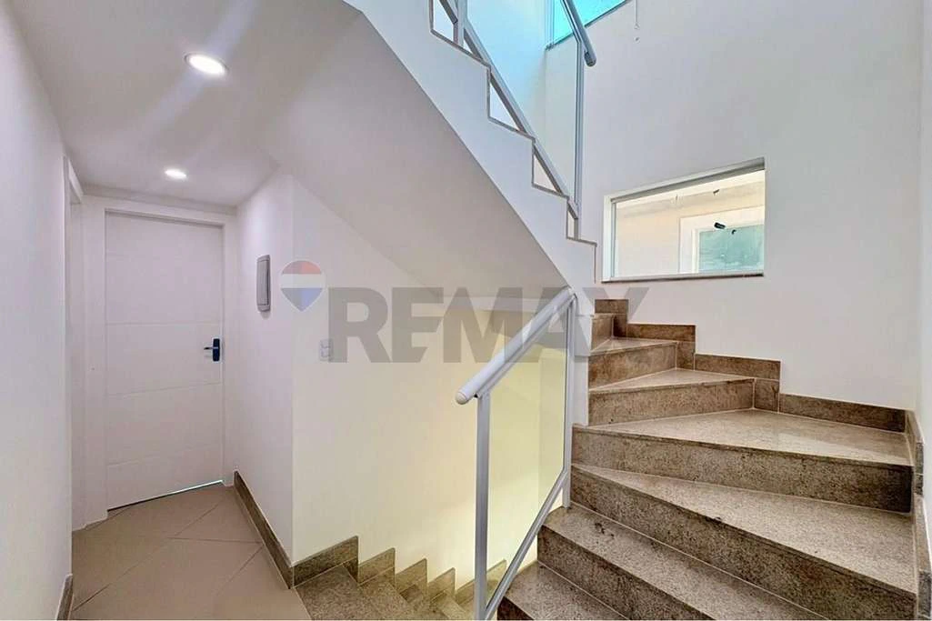 4-suite house with 305 m² and 3 parking spaces — photo 12