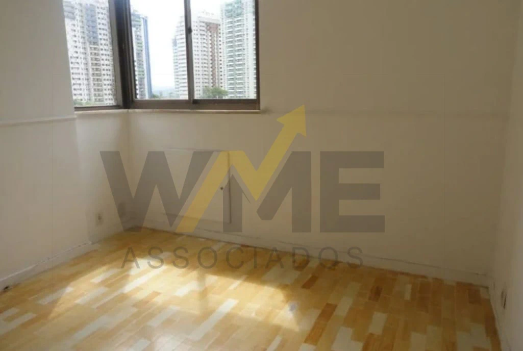 3-bedroom apartment in a building with a sauna — photo 4