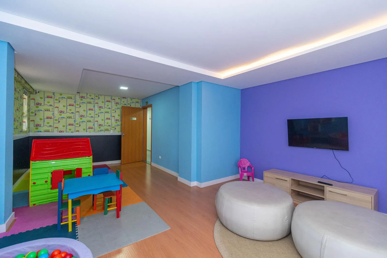 Квартира з 1 спальнею, газова кухня, 37 м² — photo 24
