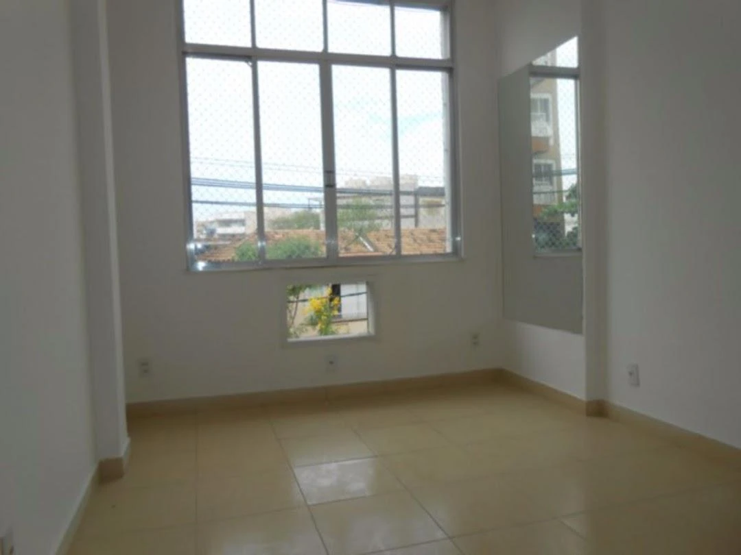 90 m² apartment with 2 bedrooms and city views — photo 16