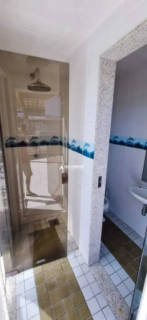 Furnished apartment with 3 bedrooms and 5 bathrooms — photo 19