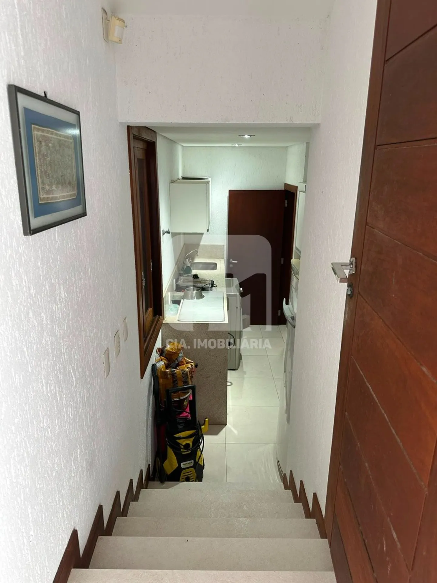 Furnished house with 6 bedrooms and 650 m² total — photo 83