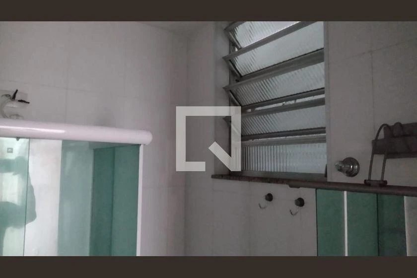Apartamento com cozinha separada e 2 quartos de 72 m² — photo 14