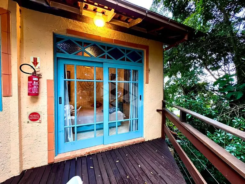 50 m² loft with 1 bedroom and a balcony — photo 2