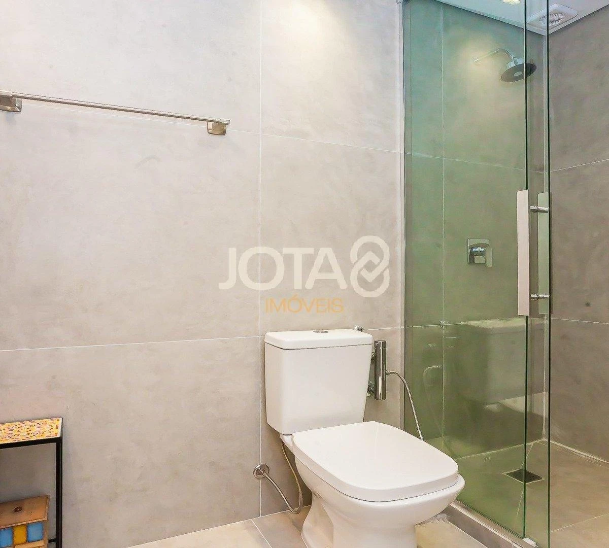 Furnished 3-bedroom apartment with 201 m² — photo 43