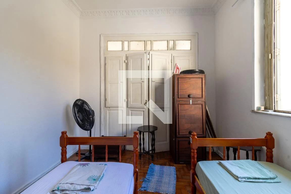Furnished 2-bedroom apartment with 1 parking spot — photo 13