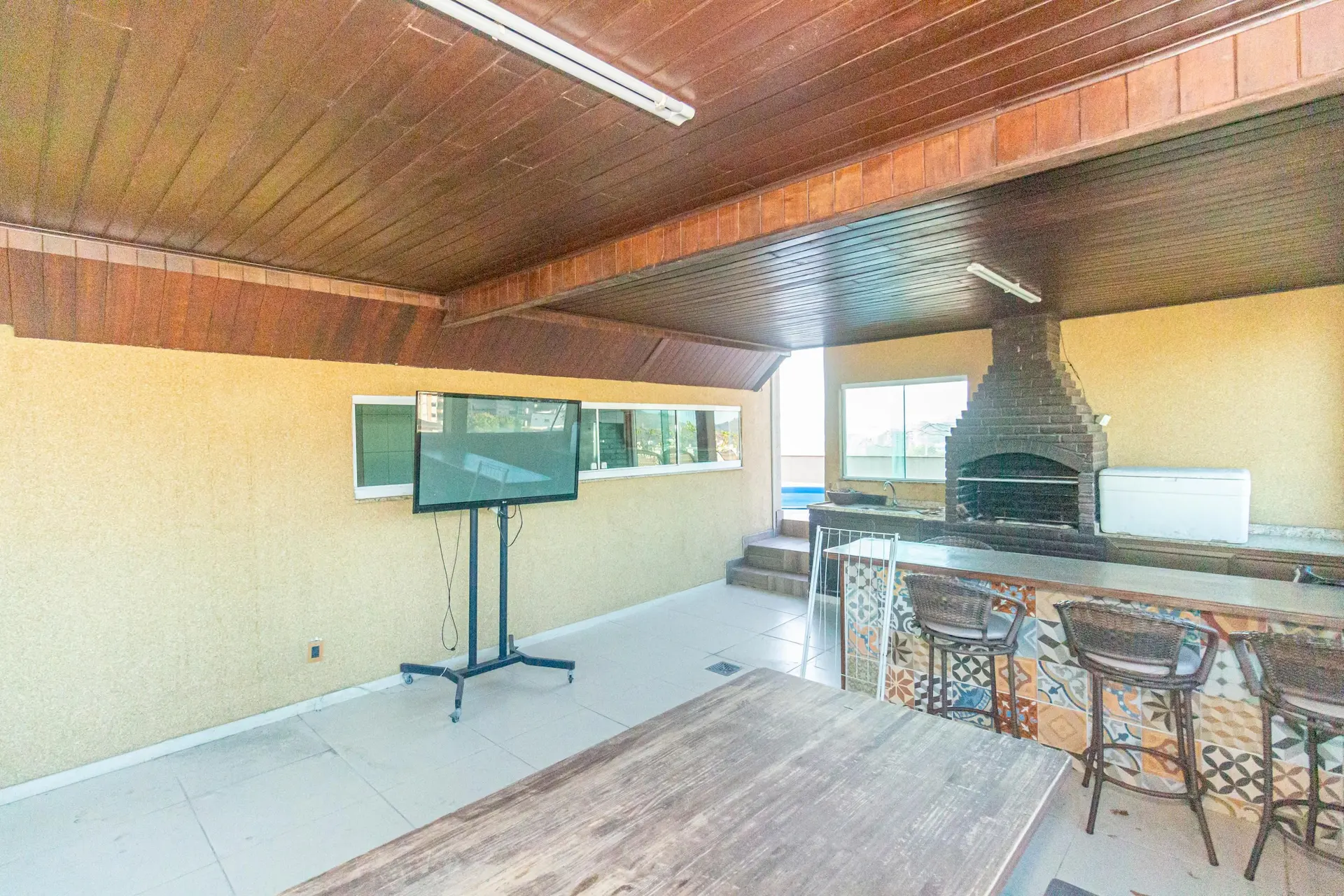 Apartamento mobiliado com 4 quartos e 3 banheiros — photo 12