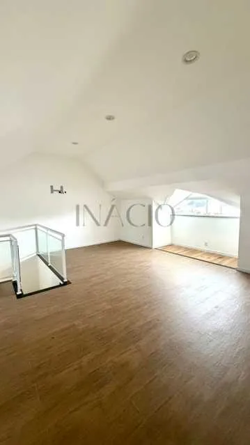 Condominium house with 5 bedrooms and an open-plan kitchen — photo 5