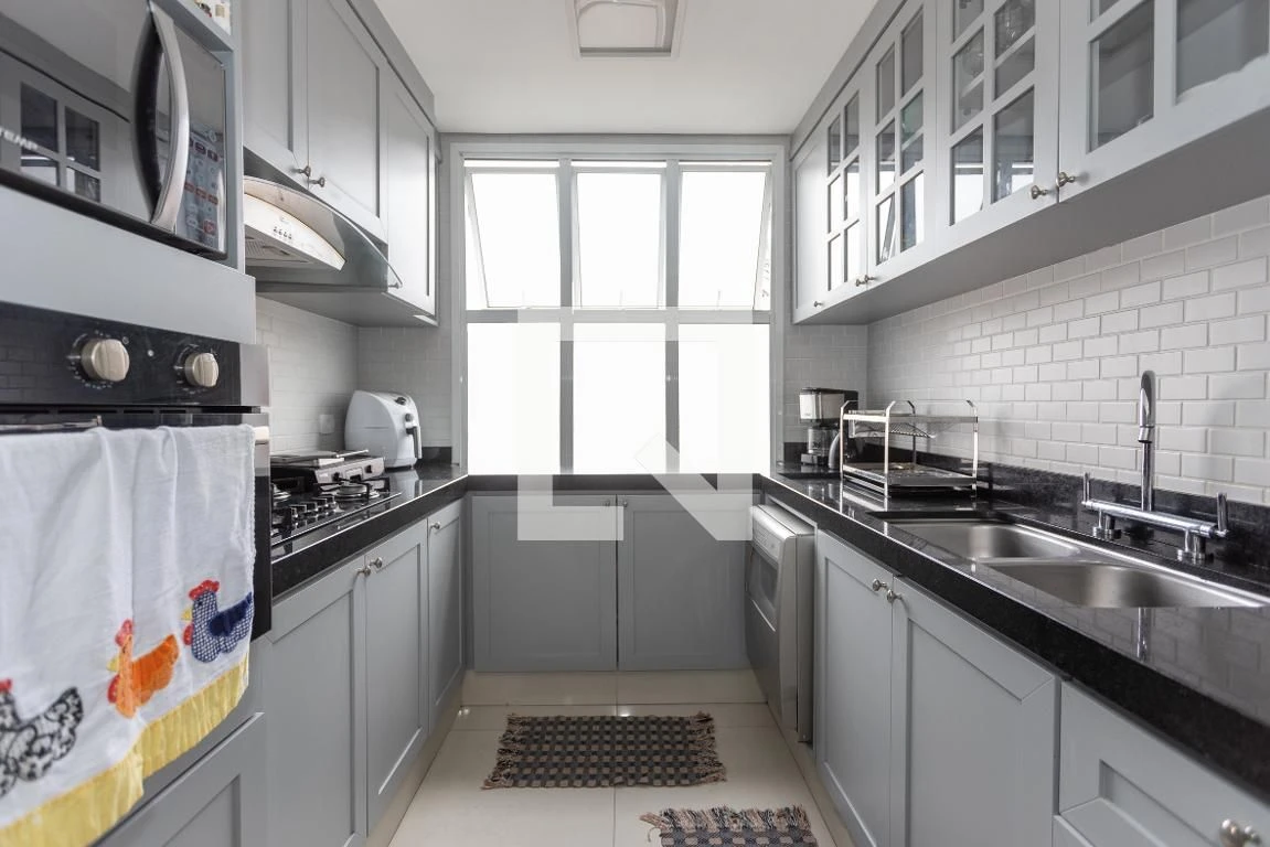 Apartamento mobiliado com 3 quartos, 1 suíte e 3 banheiros — photo 15
