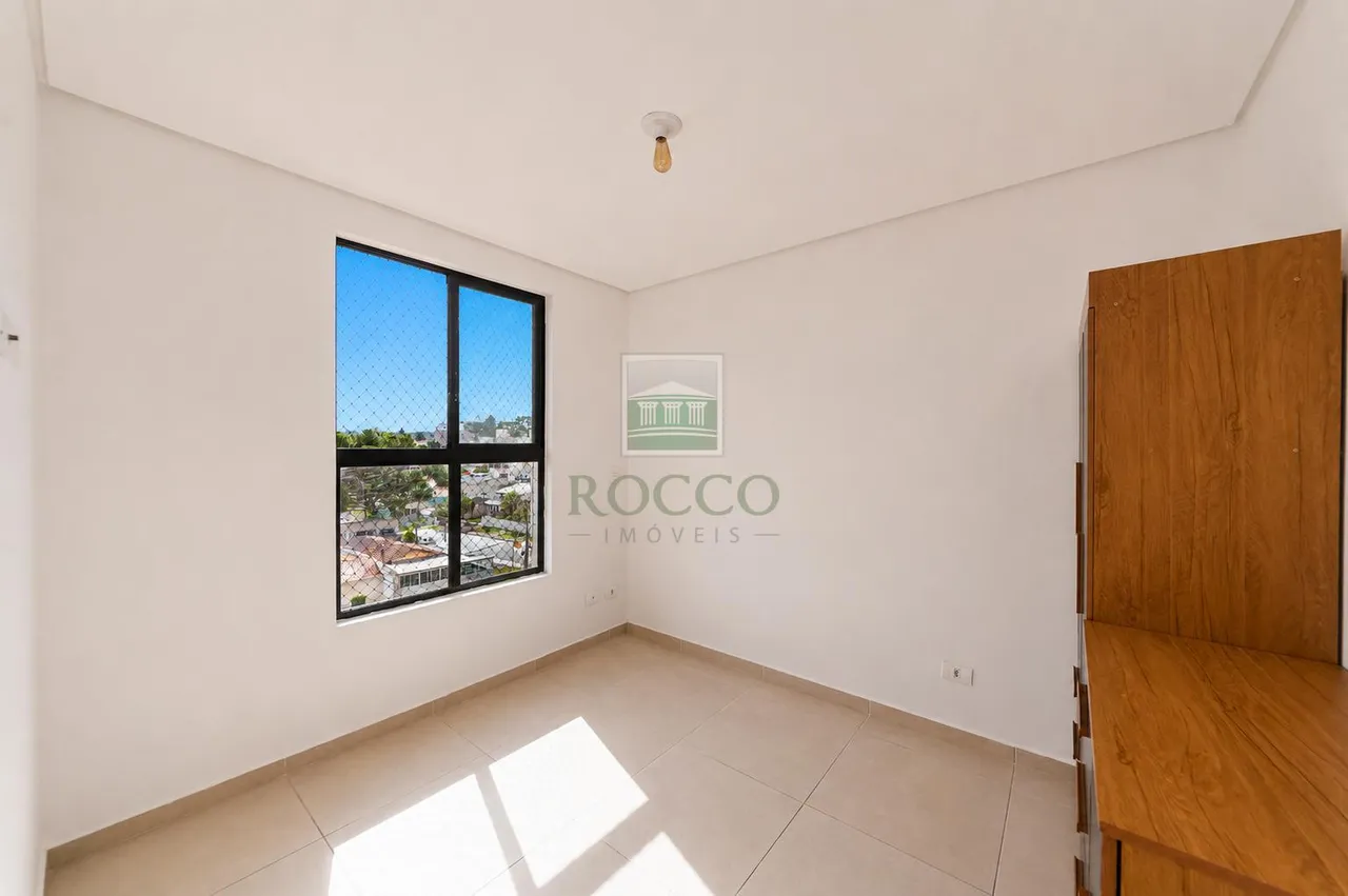 1-bedroom apartment with en-suite and 1 parking space — photo 7