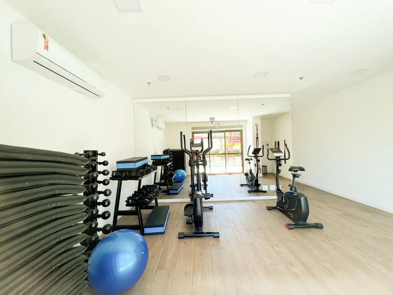 Mountain view in a 2-bedroom apartment, 70 m² — photo 21