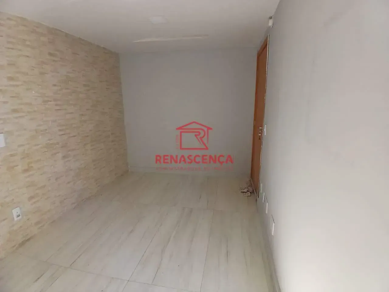 Unfurnished 2-bedroom apartment with parking spot — photo 11
