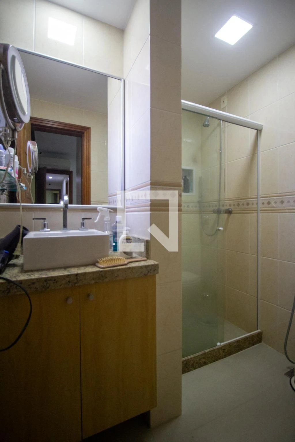 Apartamento mobiliado com 4 quartos e jacuzzi no prédio — photo 37