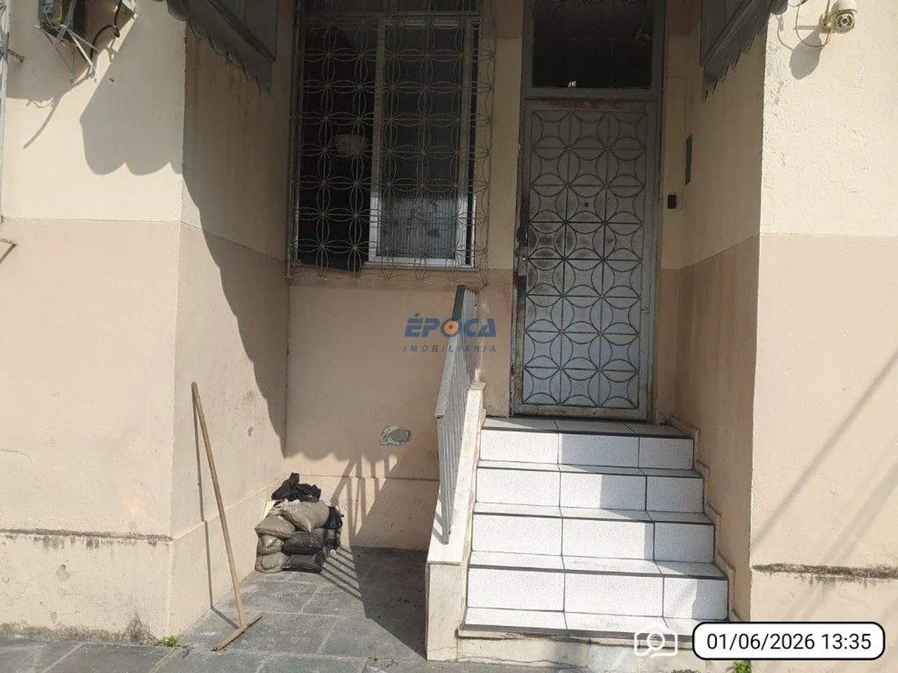 Apartamento com 2 quartos e cozinha fechada a gás — photo 17