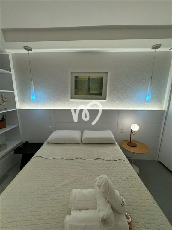 Furnished apartment with 4 bedrooms and 4 bathrooms — photo 22