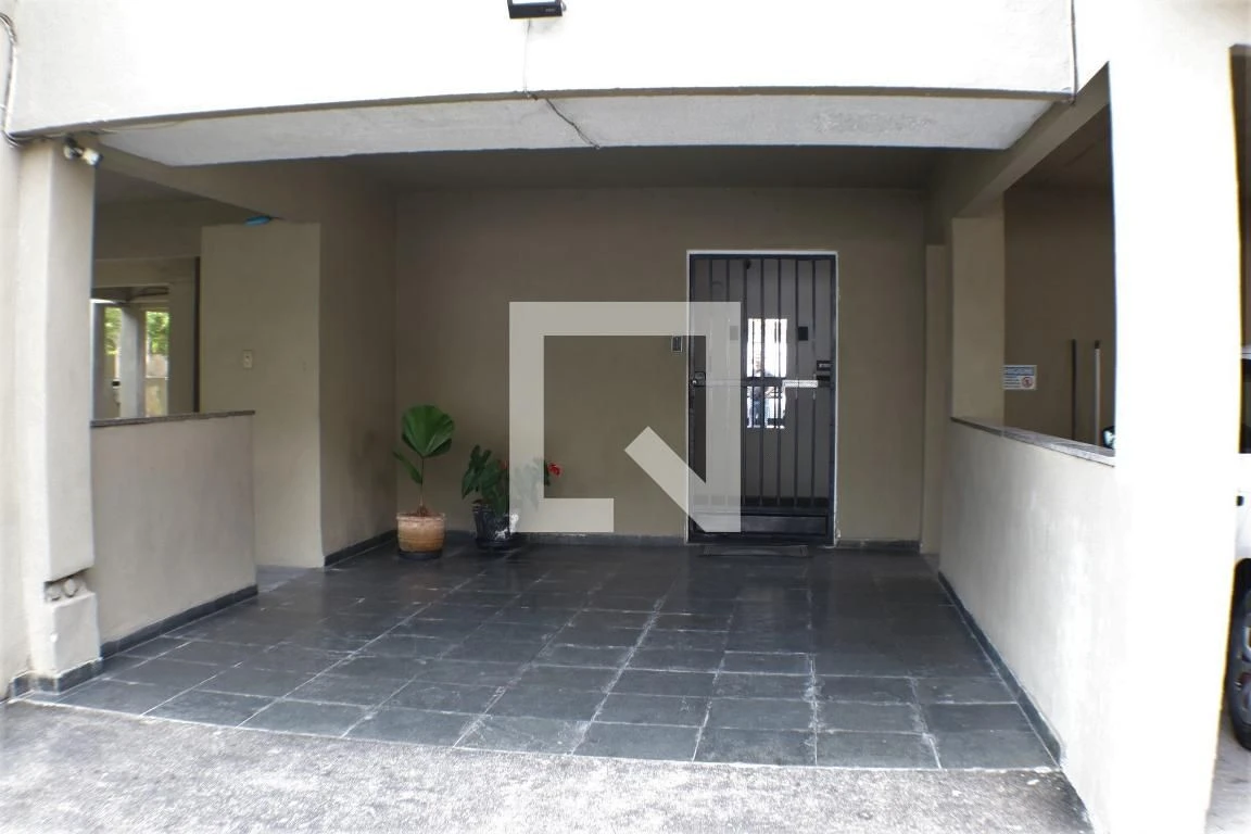 2-bedroom apartment with a washing machine — photo 39