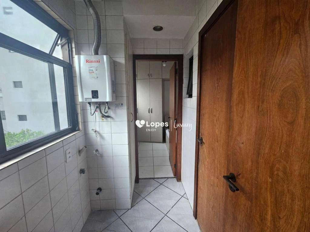 136 m² apartment with 3 bedrooms and 2 parking spaces — photo 20
