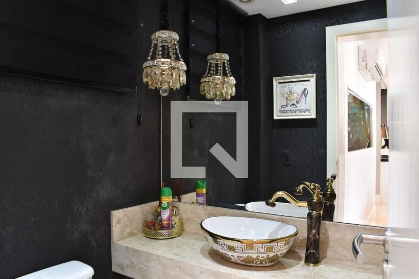 House with 4 bedrooms, 6 bathrooms and private garden — photo 10