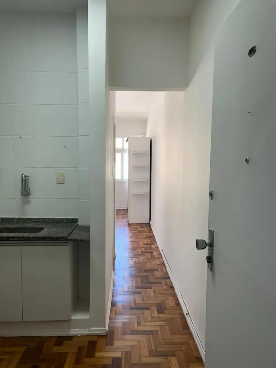 Unfurnished apartment with 1 bedroom, 1 bath, 25 m² — photo 10