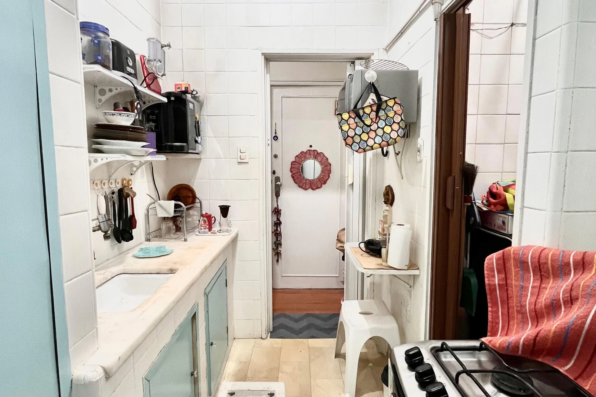 Furnished 1-bedroom apartment with 1 bathroom — photo 19