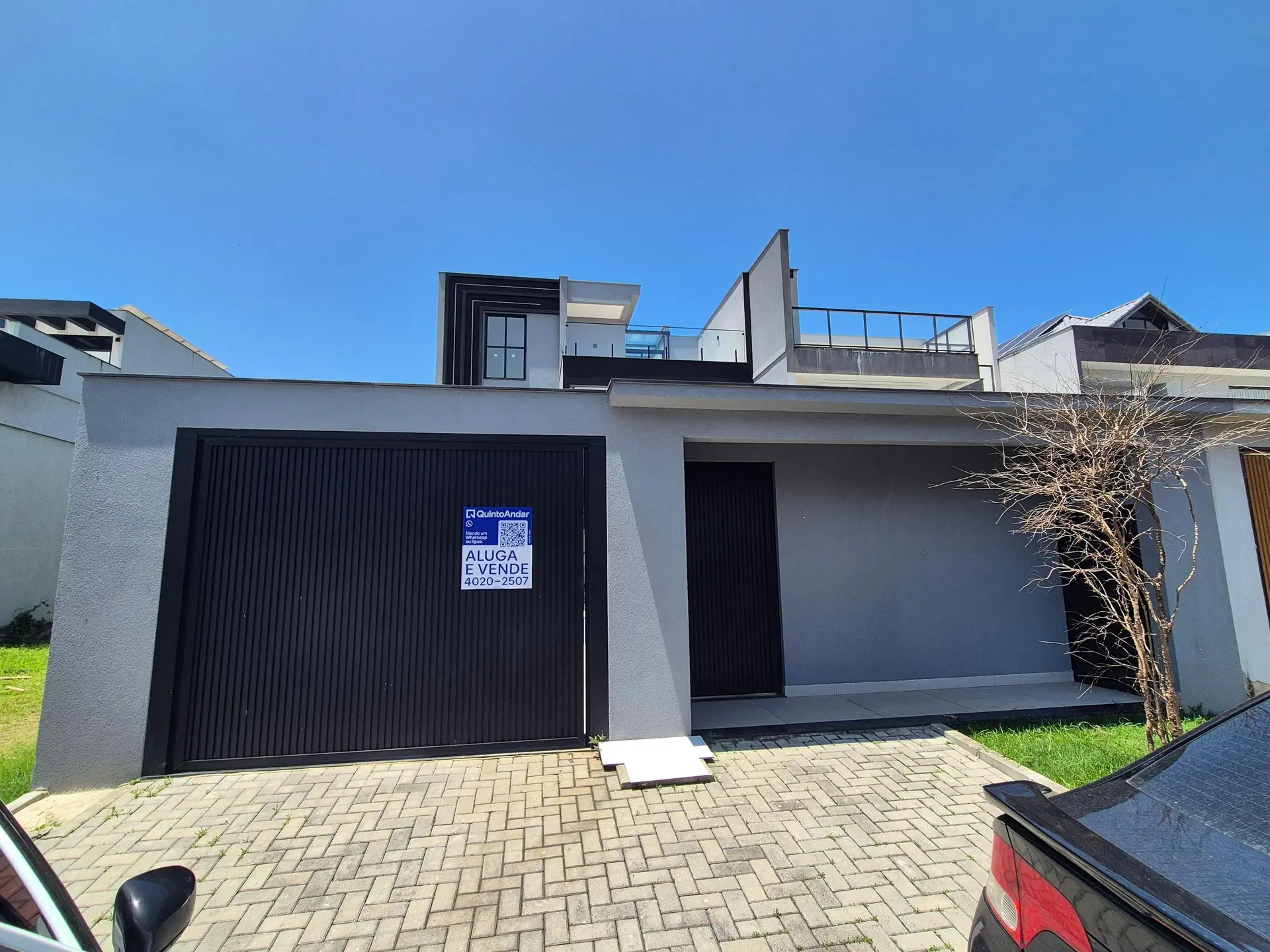 Ventanales de piso a techo y 5 dormitorios: casa de 403 m² — photo 67