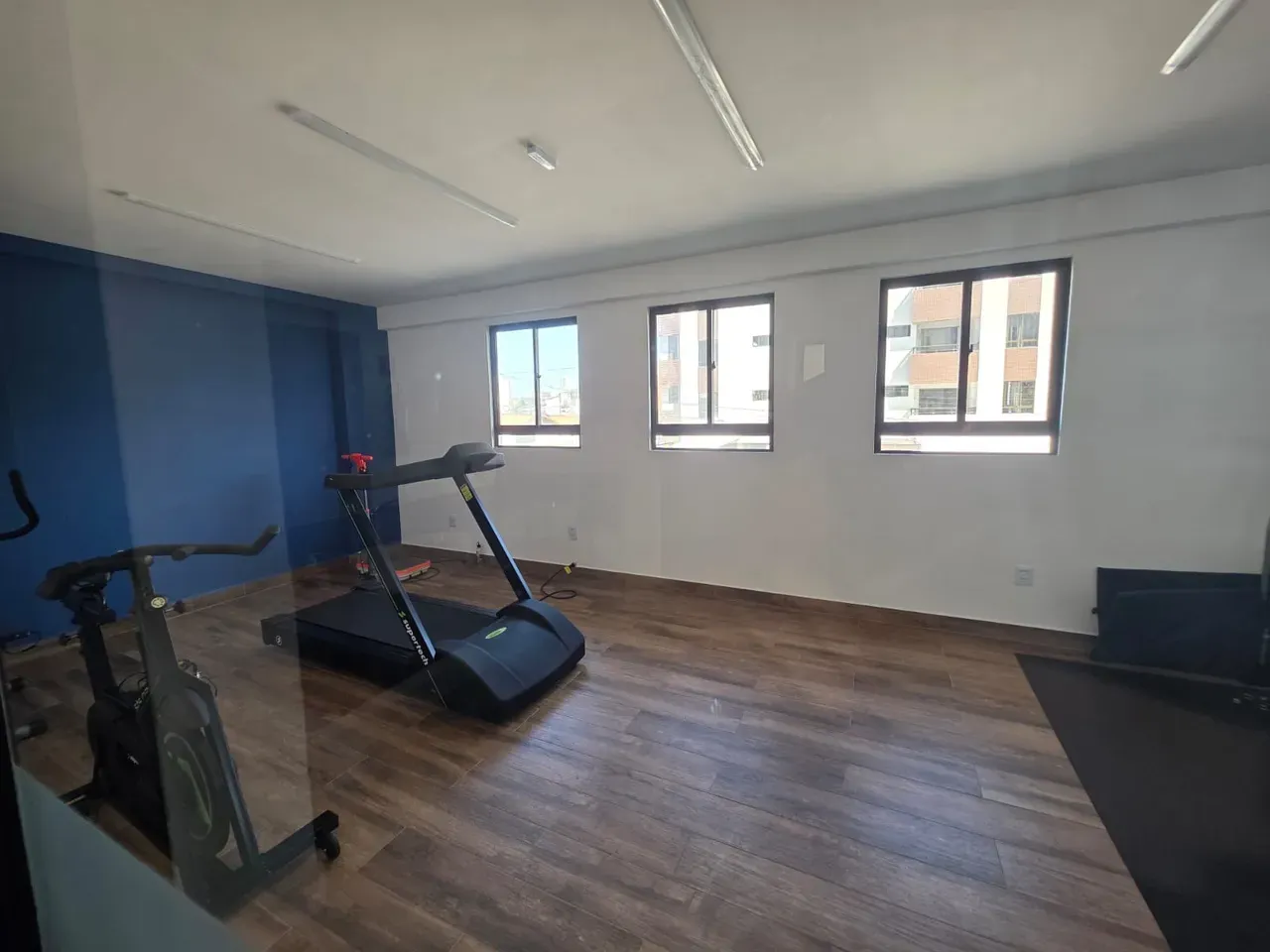 Furnished apartment, 57 m², with a grill on the balcony — photo 32